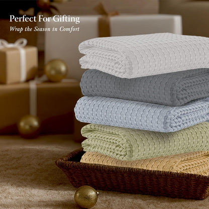 Experience Ultimate Comfort with Our Cooling Waffle Blanket - King Size, Breathable & Lightweight, Perfect for Year-Round Use in Elegant Beige