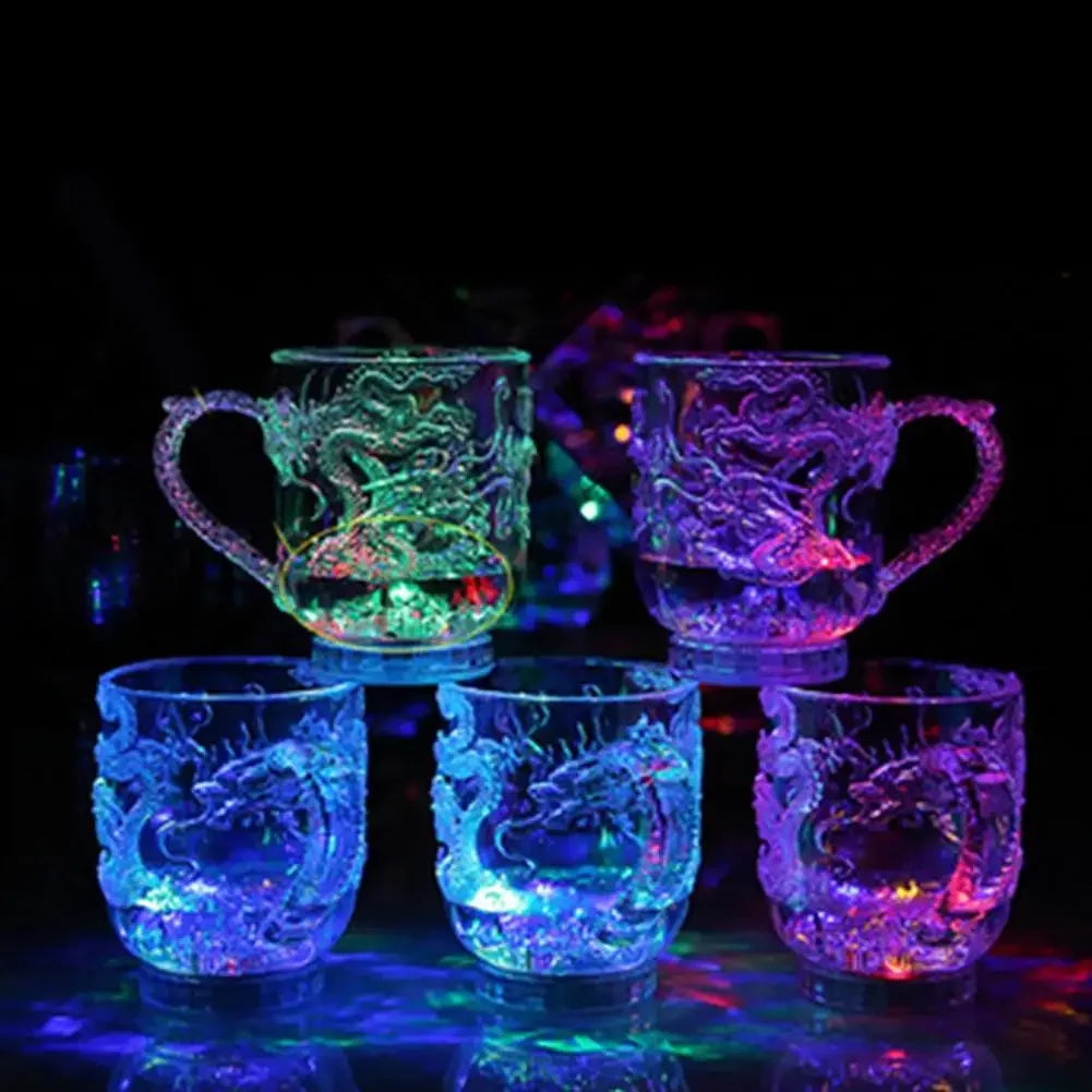 Magical Dragon LED Light-Up Flash Cup — Automatic Water-Activated Glowing Beverage Tumbler (285ml)