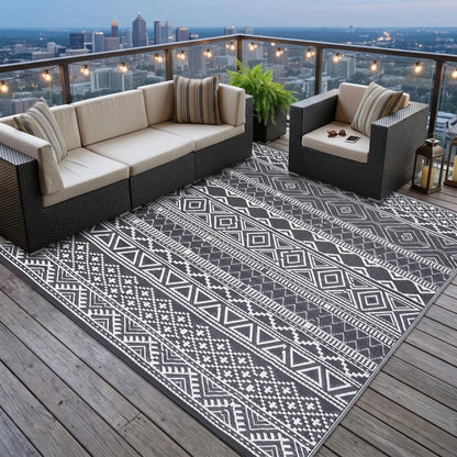 Garvee Outdoor Washable Double-Sided Plastic Straw Rug, Garden Decoration Rug Waterproof UV Resistant Foldable and Portable for Pools Balconies Beaches Picnics Backyards and Parks